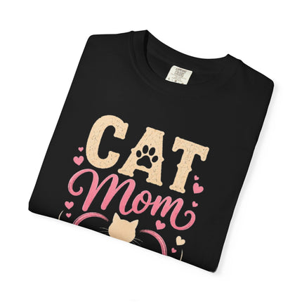 Cat Mom Personalized T-Shirt – Custom Cat Name Gift for Cat Lovers
