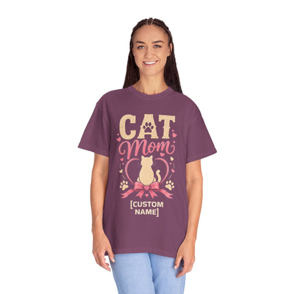 Cat Mom Personalized T-Shirt – Custom Cat Name Gift for Cat Lovers