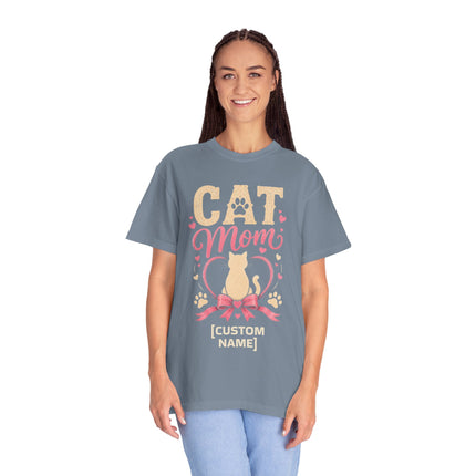 Cat Mom Personalized T-Shirt – Custom Cat Name Gift for Cat Lovers