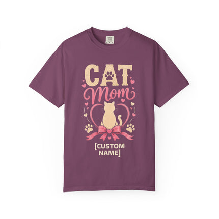 Cat Mom Personalized T-Shirt – Custom Cat Name Gift for Cat Lovers