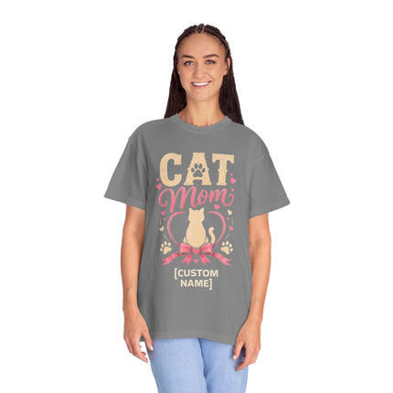 Cat Mom Personalized T-Shirt – Custom Cat Name Gift for Cat Lovers