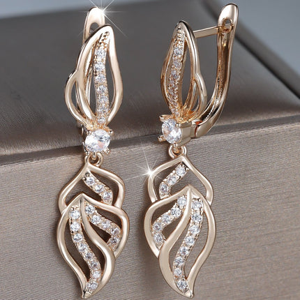 Luxury Leaf Crystal Drop Earrings for Women – Elegant Champagne Gold Earrings